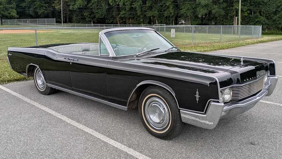 1966 Lincoln Continental 4th Gen - Image 10 of 30