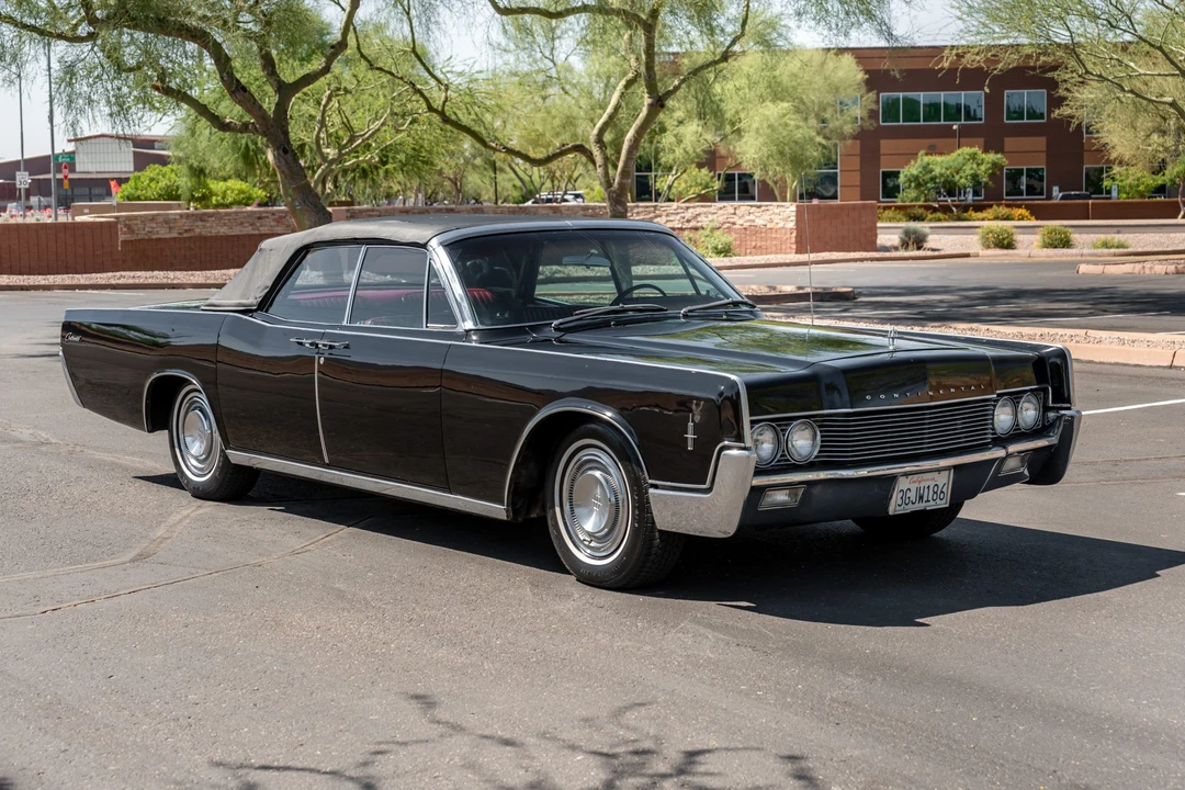 1966 Lincoln Continental 4th Gen - Image 17 of 31