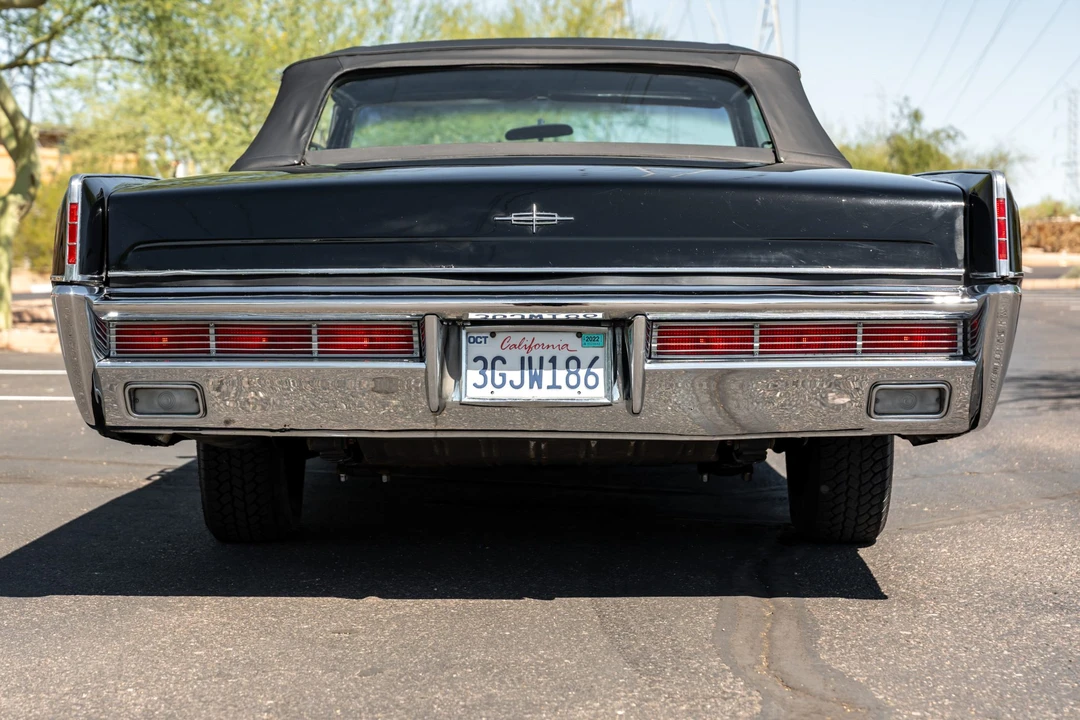 1966 Lincoln Continental 4th Gen - Image 15 of 31