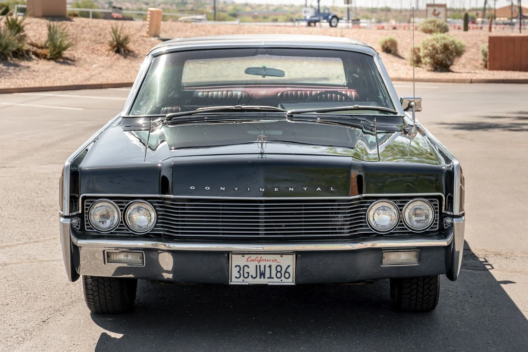 1966 Lincoln Continental 4th Gen - Image 11 of 31