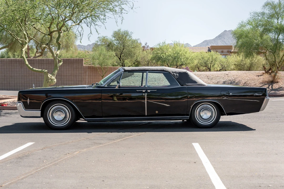 1966 Lincoln Continental 4th Gen - Image 13 of 31