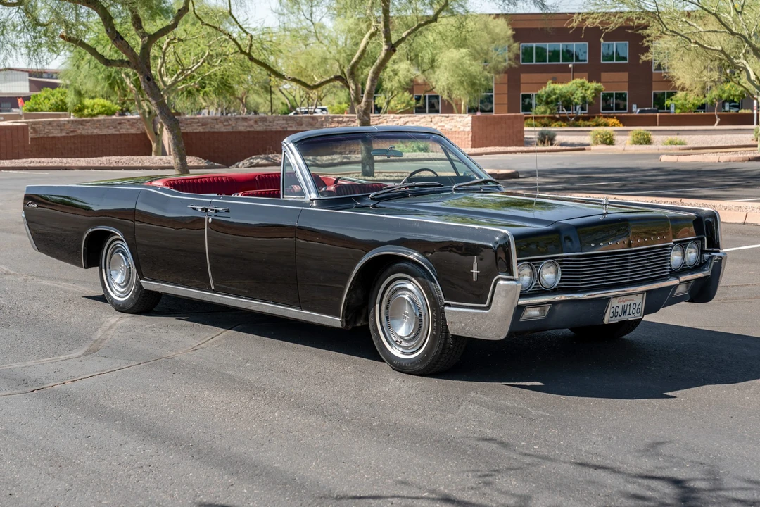 1966 Lincoln Continental 4th Gen - Image 9 of 31