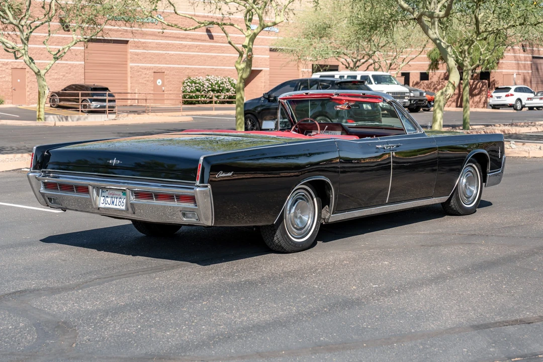 1966 Lincoln Continental 4th Gen - Image 6 of 31