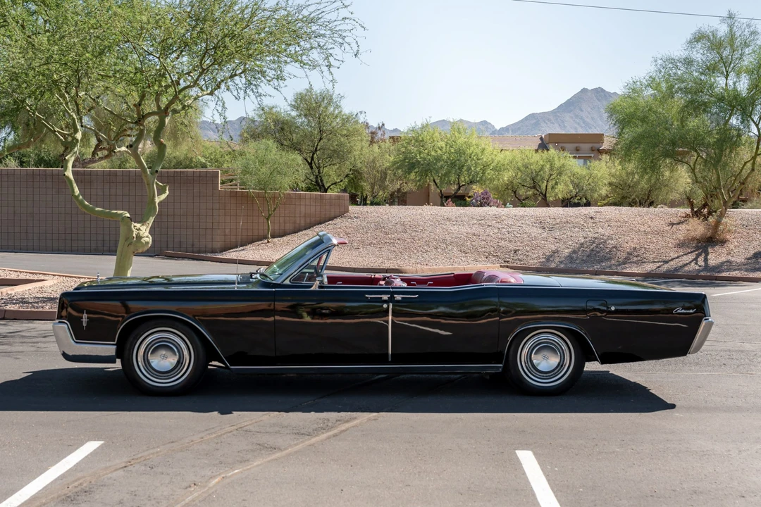 1966 Lincoln Continental 4th Gen - Image 3 of 31