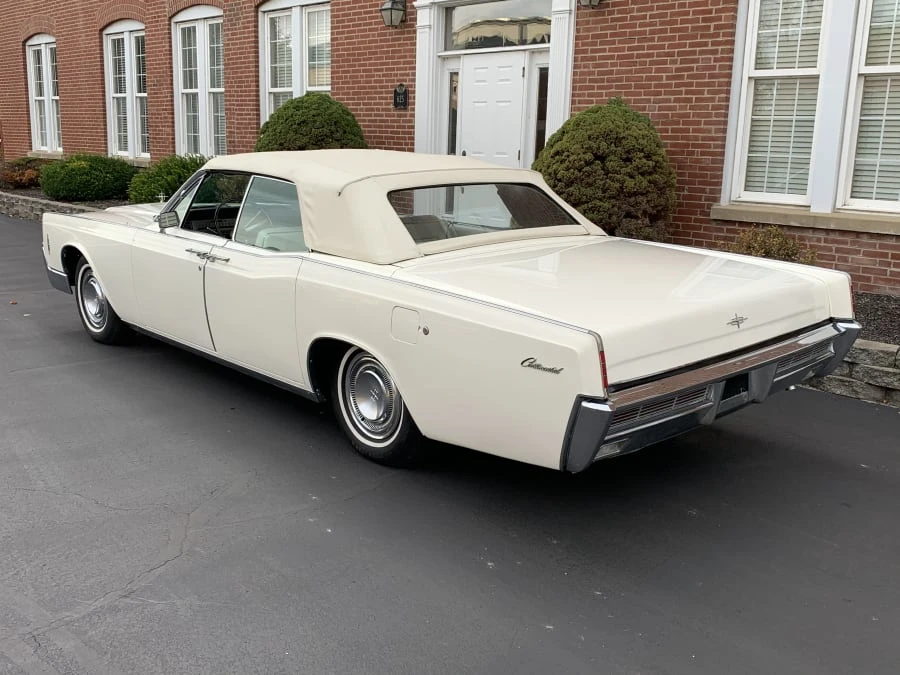 1966 Lincoln Continental 4th Gen - Image 12 of 12