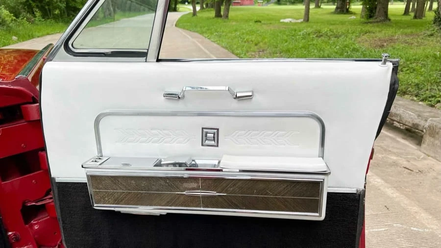 1966 Lincoln Continental 4th Gen - Image 14 of 31