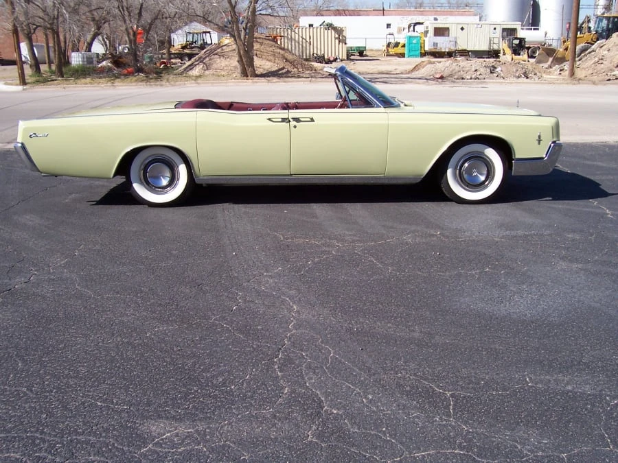 1966 Lincoln Continental 4th Gen - Image 2 of 8