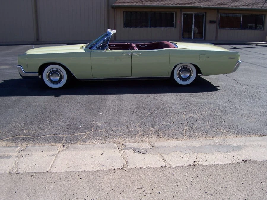 1966 Lincoln Continental 4th Gen - Image 7 of 8