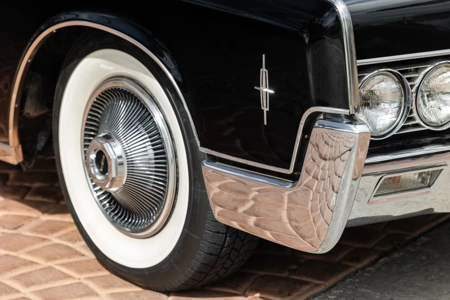 1966 Lincoln Continental 4th Gen - Image 8 of 31