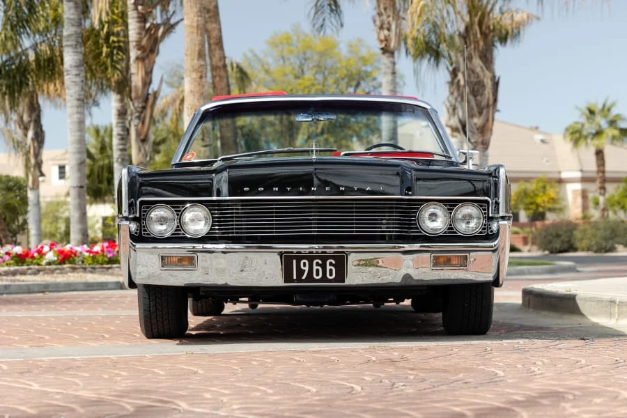 1966 Lincoln Continental 4th Gen - Image 4 of 31