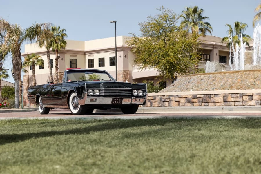 1966 Lincoln Continental 4th Gen - Image 15 of 31