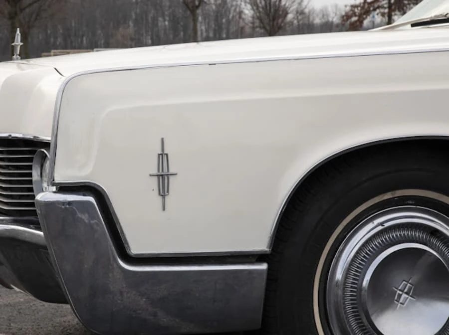 1966 Lincoln Continental 4th Gen - Image 5 of 19