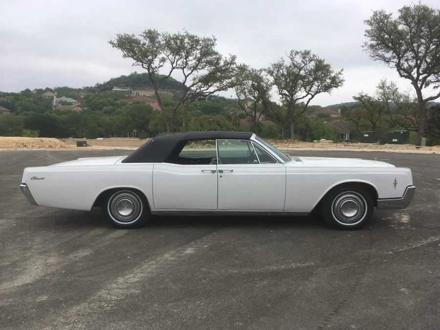 1966 Lincoln Continental 4th Gen - Image 9 of 10