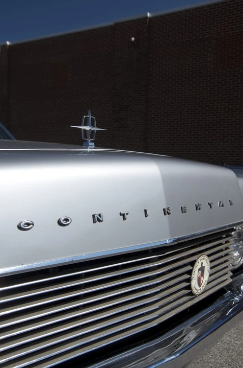 1966 Lincoln Continental 4th Gen - Image 7 of 8