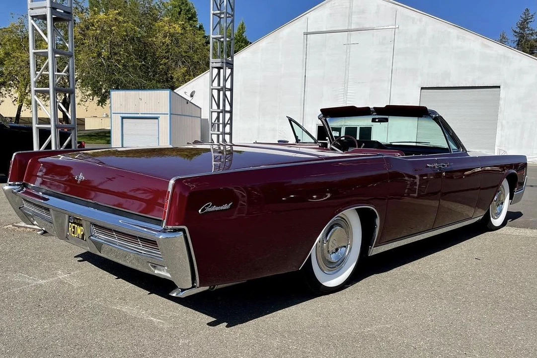 1966 Lincoln Continental 4th Gen - Image 7 of 21