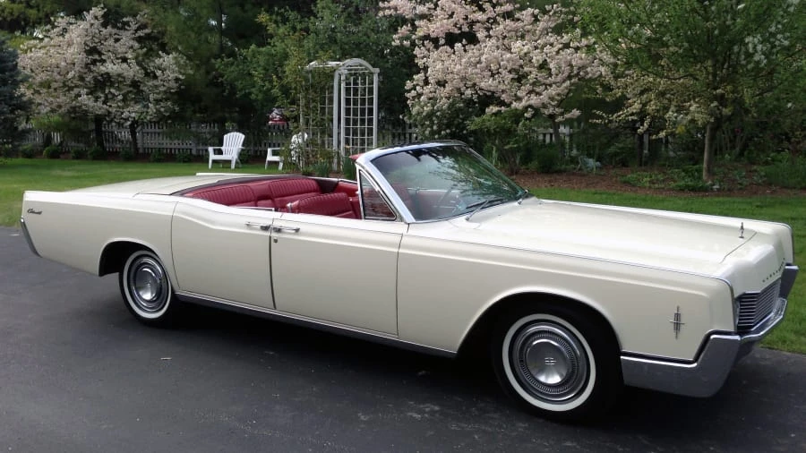 1966 Lincoln Continental 4th Gen - Image 2 of 3