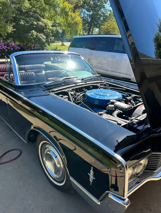 1966 Lincoln Continental 4th Gen - Image 17 of 19