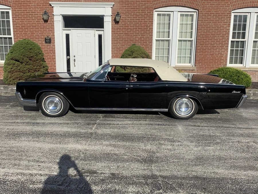 1966 Lincoln Continental 4th Gen - Image 12 of 13