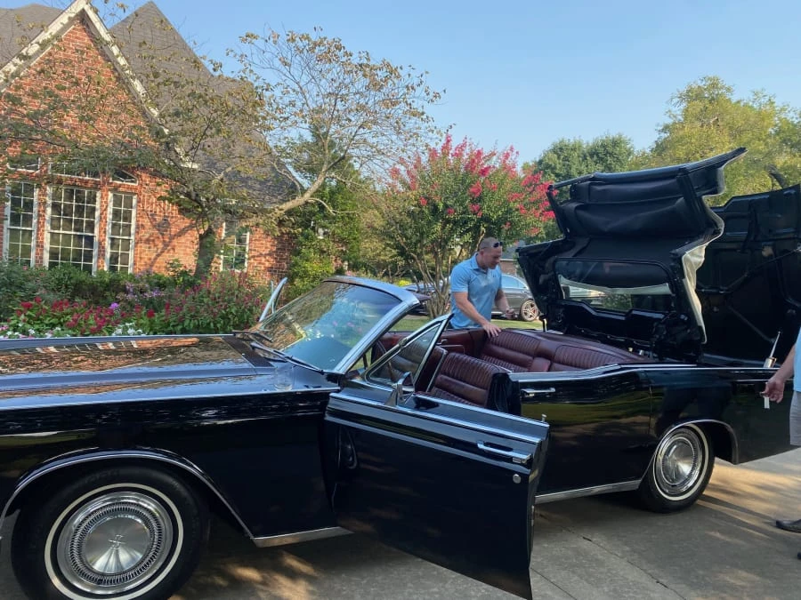 1966 Lincoln Continental 4th Gen - Image 11 of 19