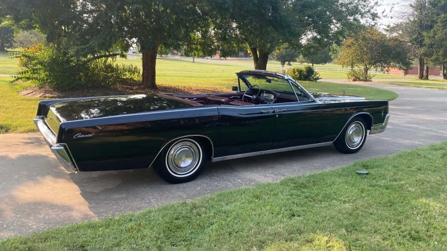 1966 Lincoln Continental 4th Gen - Image 2 of 19