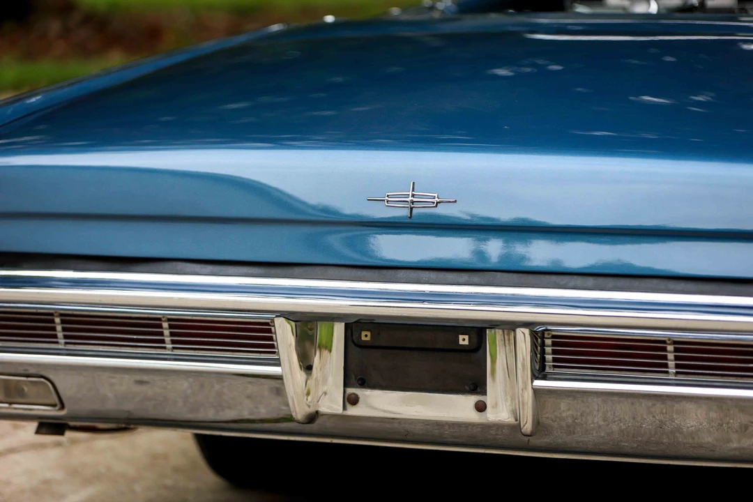 1966 Lincoln Continental 4th Gen - Image 12 of 31