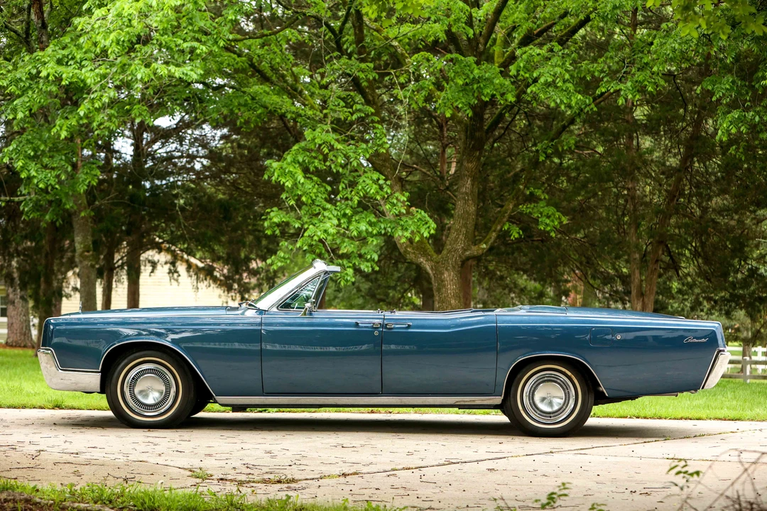 1966 Lincoln Continental 4th Gen - Image 19 of 31