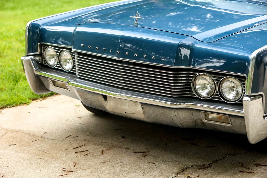1966 Lincoln Continental 4th Gen - Image 25 of 31