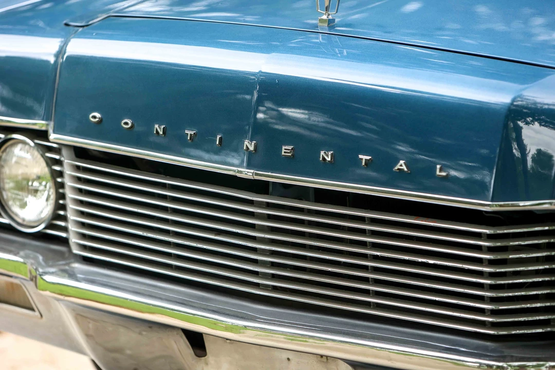 1966 Lincoln Continental 4th Gen - Image 26 of 31