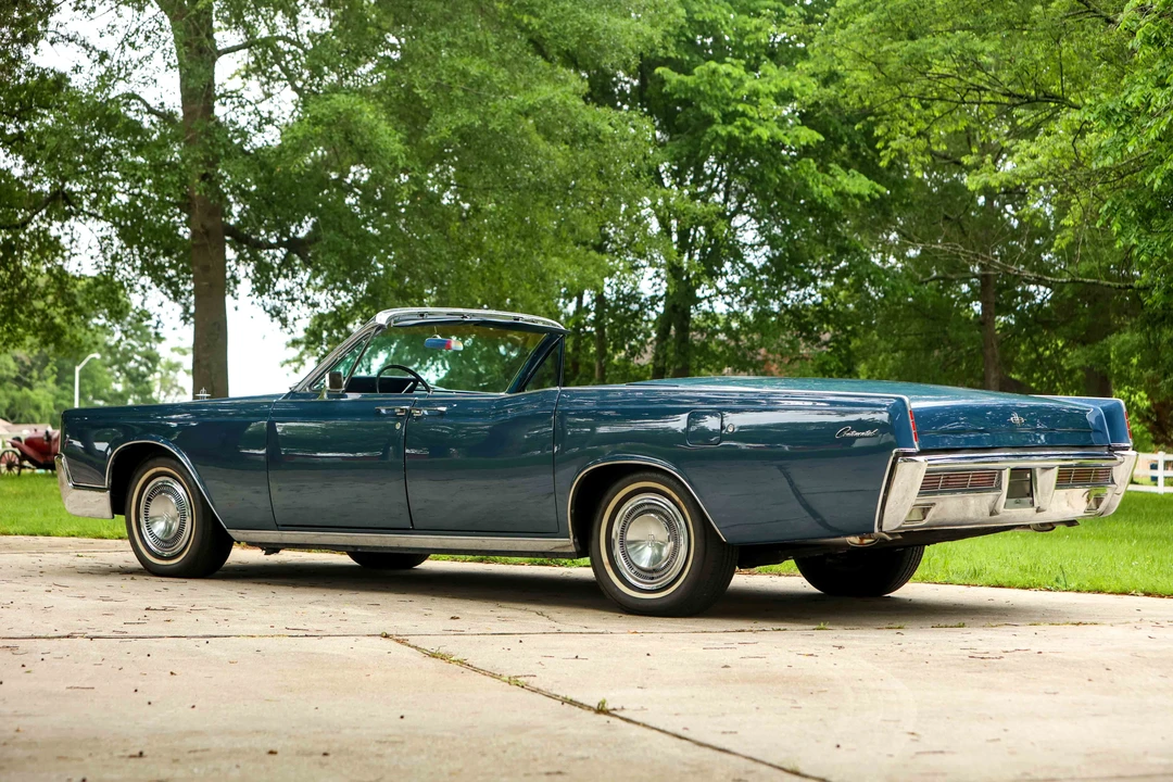 1966 Lincoln Continental 4th Gen - Image 20 of 31