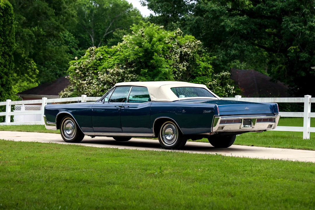 1966 Lincoln Continental 4th Gen - Image 10 of 31
