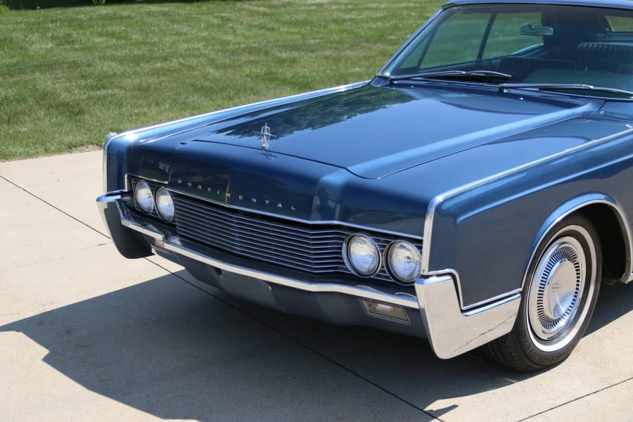 1966 Lincoln Continental 4th Gen - Image 17 of 31