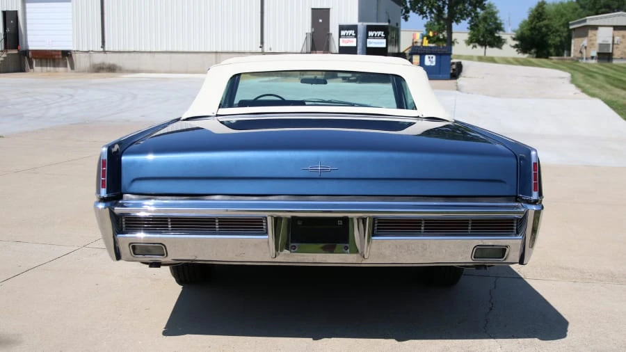 1966 Lincoln Continental 4th Gen - Image 9 of 31