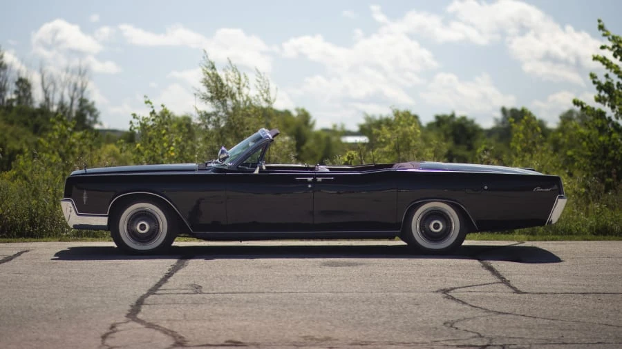 1966 Lincoln Continental 4th Gen - Image 2 of 20
