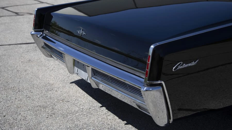1966 Lincoln Continental 4th Gen - Image 11 of 20