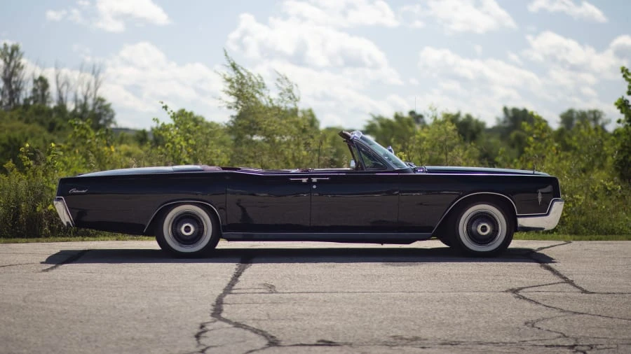 1966 Lincoln Continental 4th Gen - Image 14 of 20
