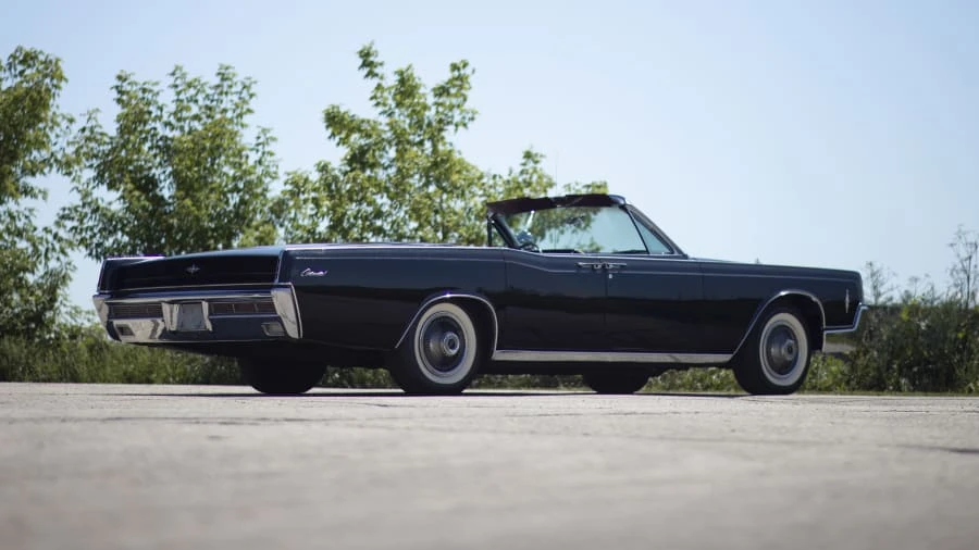 1966 Lincoln Continental 4th Gen - Image 15 of 20