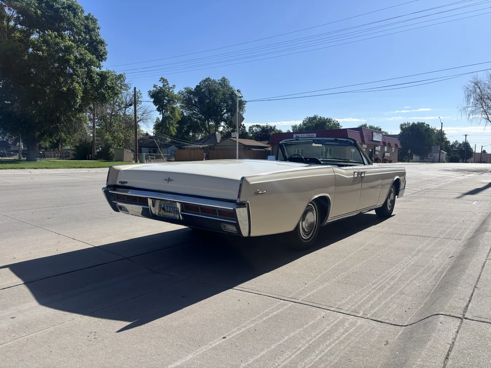 1966 Lincoln Continental 4th Gen - Image 6 of 31