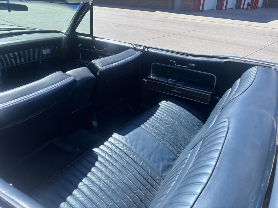 1966 Lincoln Continental 4th Gen - Image 25 of 31