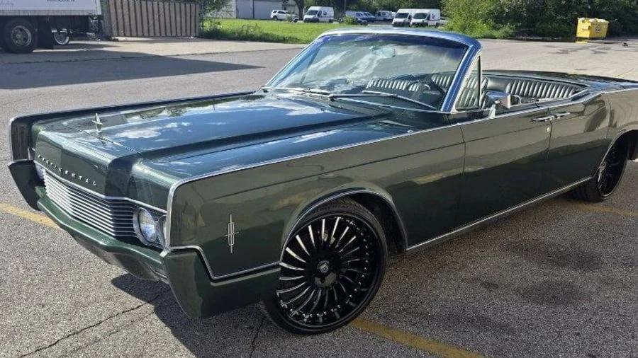 1966 Lincoln Continental 4th Gen - Image 7 of 23