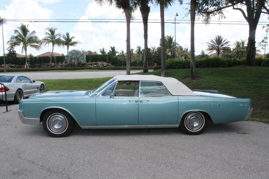 1966 Lincoln Continental 4th Gen - Image 8 of 12