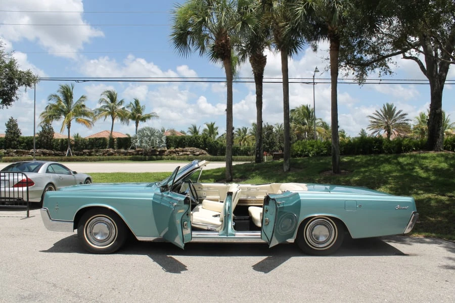 1966 Lincoln Continental 4th Gen - Image 9 of 12