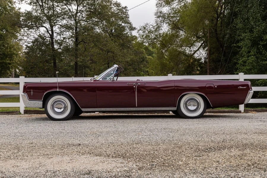 1966 Lincoln Continental 4th Gen - Image 2 of 31