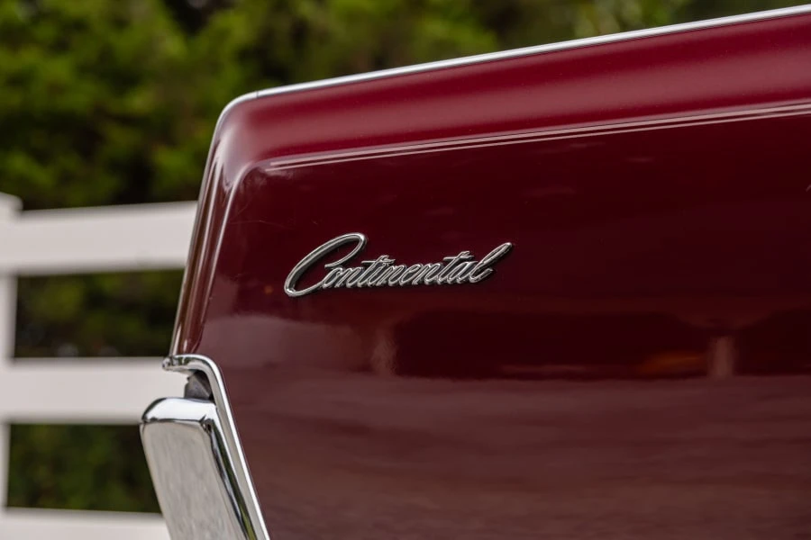 1966 Lincoln Continental 4th Gen - Image 17 of 31