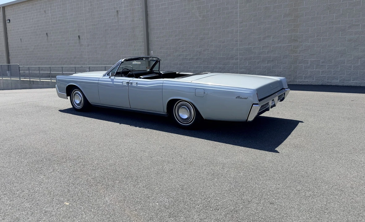 1966 Lincoln Continental 4th Gen - Image 28 of 31