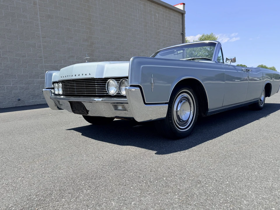 1966 Lincoln Continental 4th Gen - Image 8 of 31
