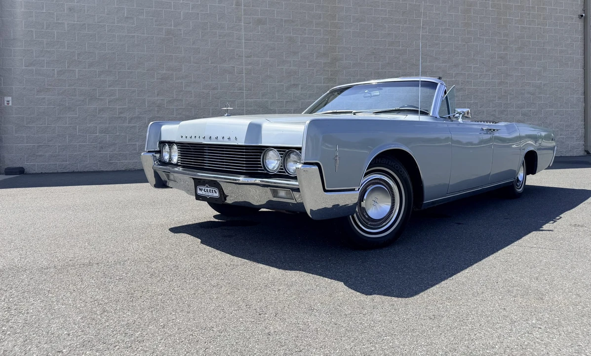 1966 Lincoln Continental 4th Gen - Image 10 of 31