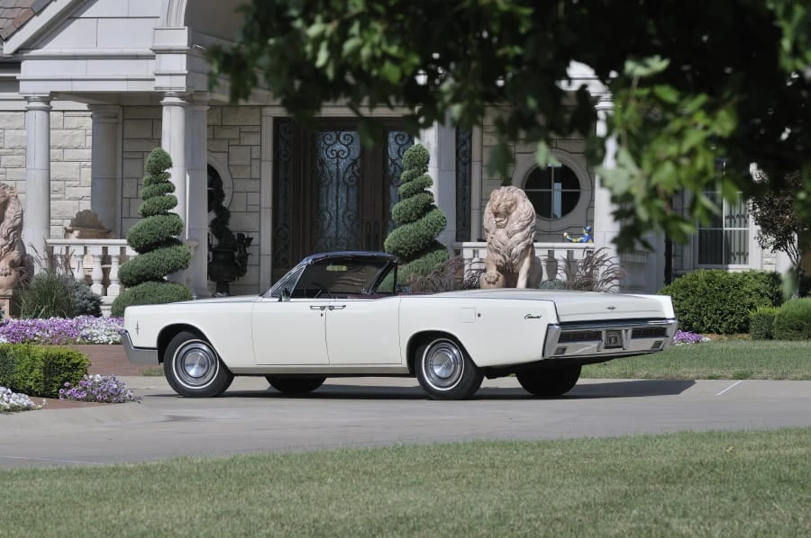 1966 Lincoln Continental 4th Gen - Image 8 of 9