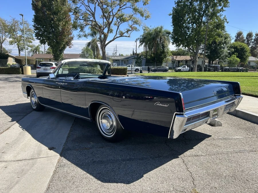 1966 Lincoln Continental 4th Gen - Image 3 of 13