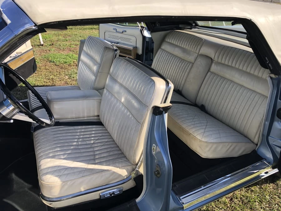 1966 Lincoln Continental 4th Gen - Image 5 of 17