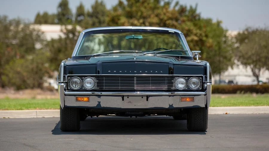 1966 Lincoln Continental 4th Gen - Image 13 of 24